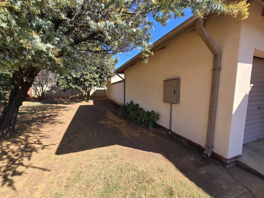 3 Bedroom Property for Sale in Universitas Free State